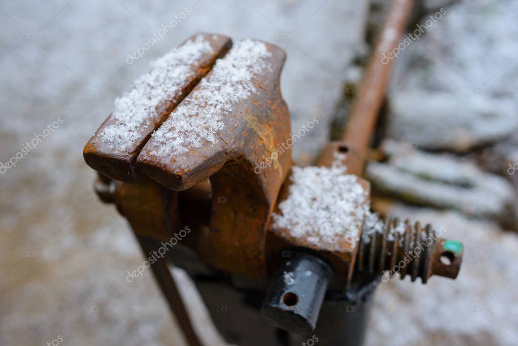Rohrquerschnitt mit deutlich weniger Rost